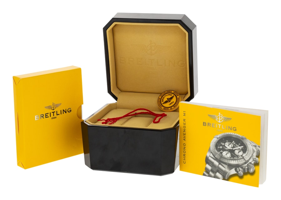 Breitling Chrono Avenger M1 E73360 Image 4